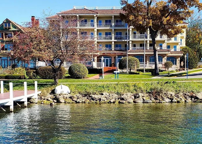 Bella Vista Suites Lake Geneva